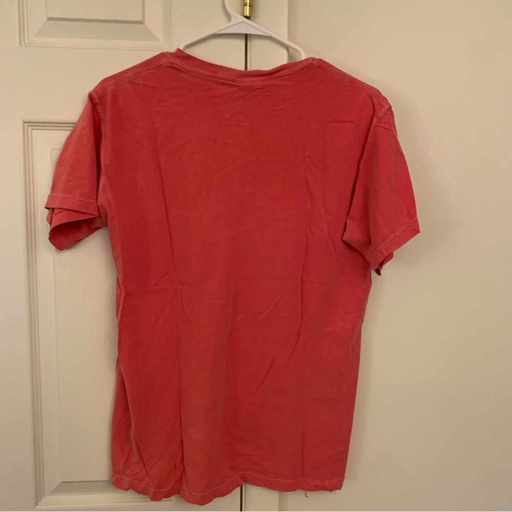 T-Shirt - Picture 3 of 3